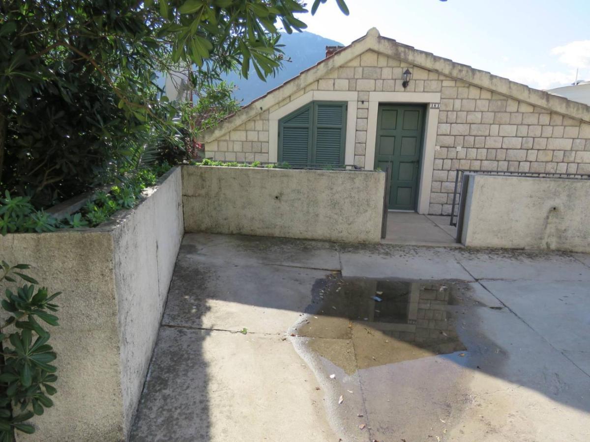 Apartmani Jasmina Kotor Exterior photo
